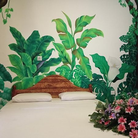 Keerthi Homestay Σιγκιρίγια Εξωτερικό φωτογραφία