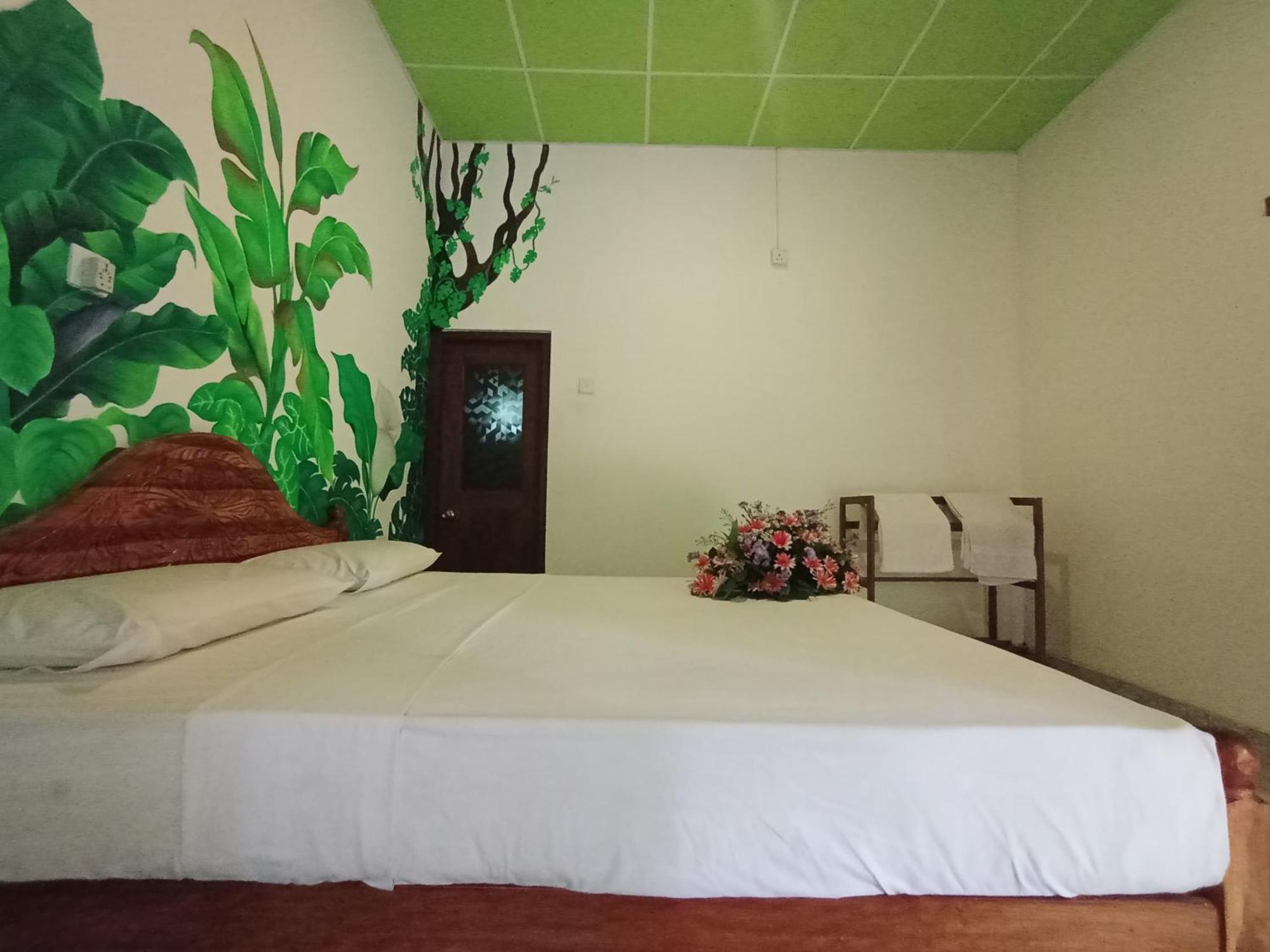 Keerthi Homestay Σιγκιρίγια Εξωτερικό φωτογραφία